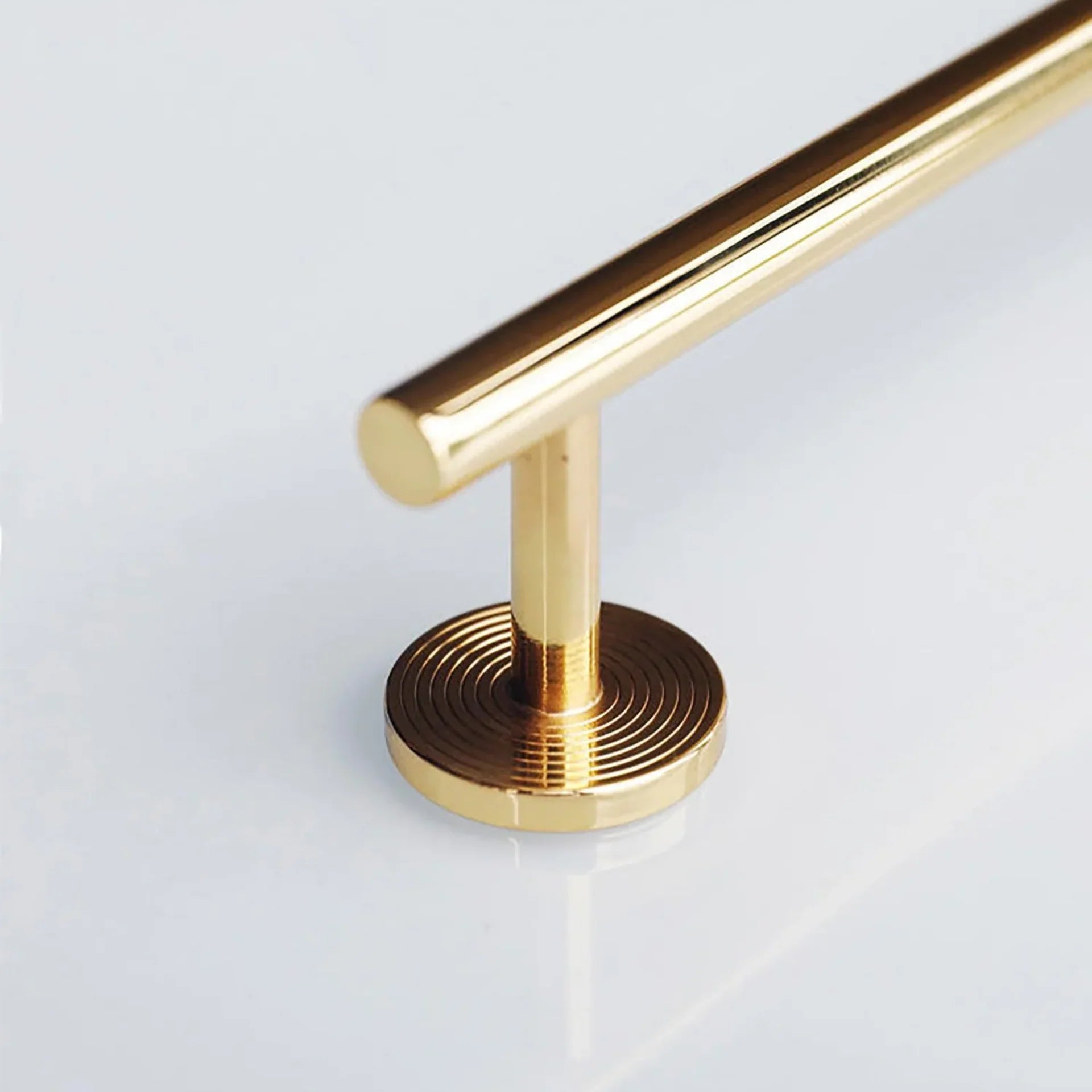 Image of Minimalist Brass Concentric Ring Handles