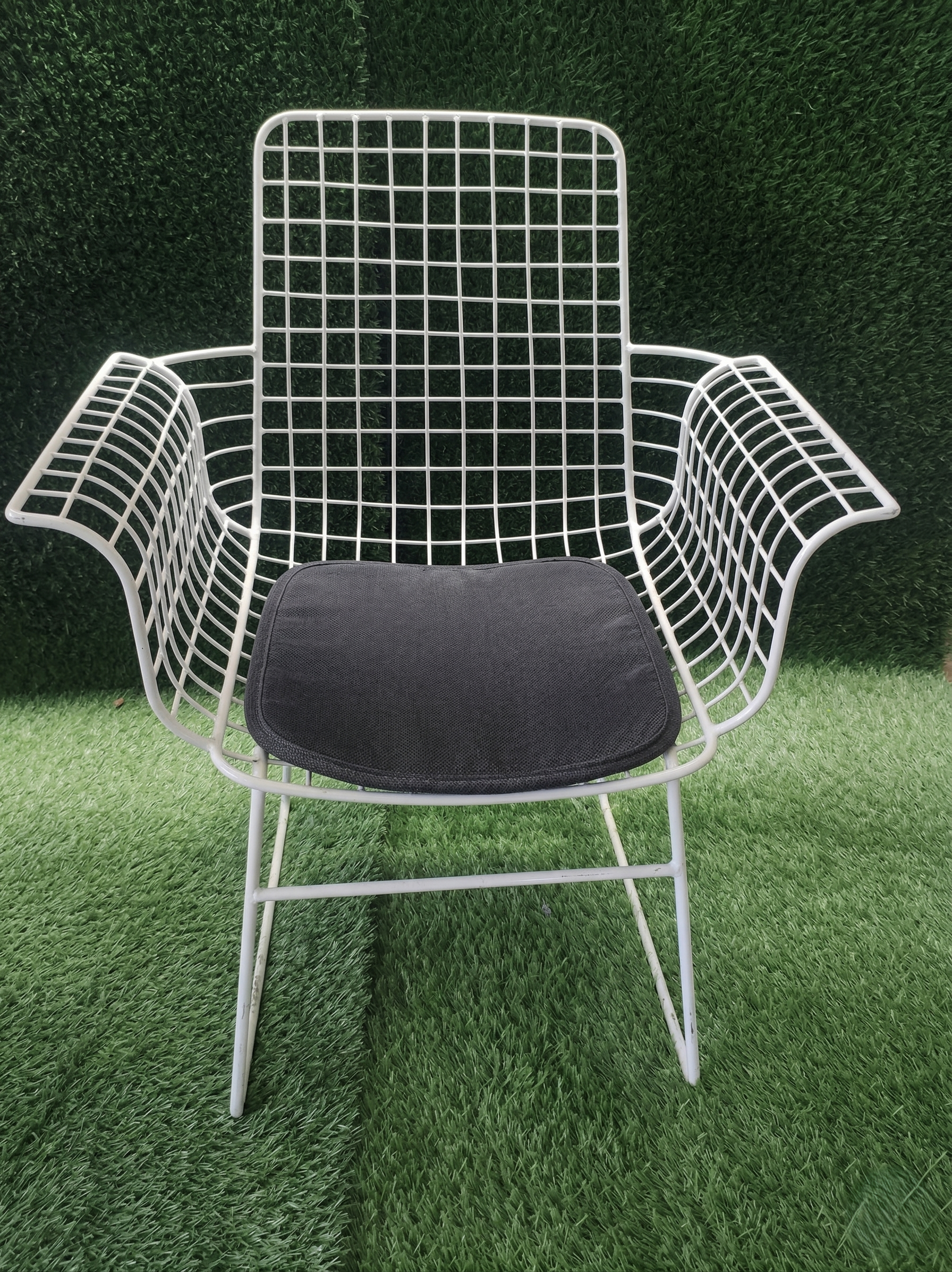 Image of Wire Cafe Chair