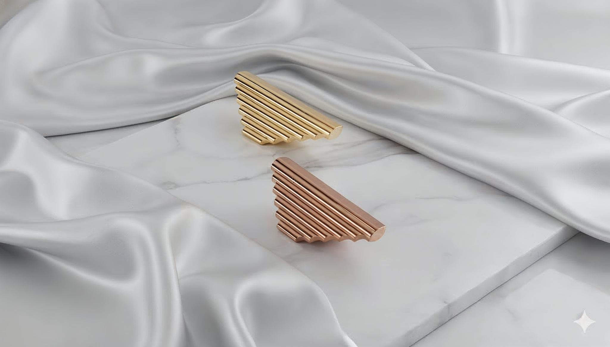 AL Pyramid Drawer & Wardrobe Handle