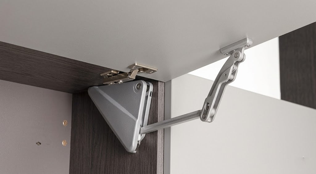 Image of Upward Horizontal Lift-Up