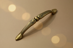 Image of CS Aviva Handle