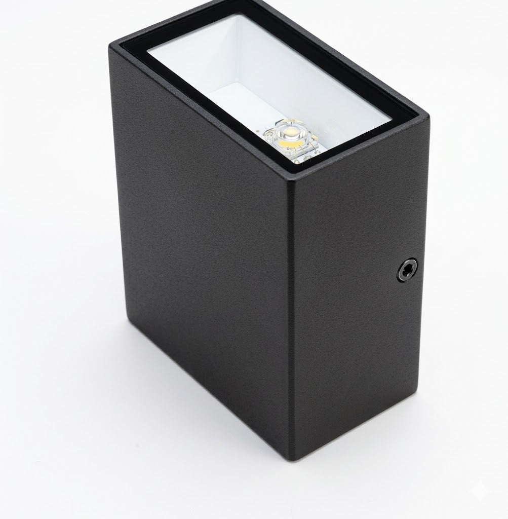 Image of Ignis LED Outdoor Light (Rectangle)