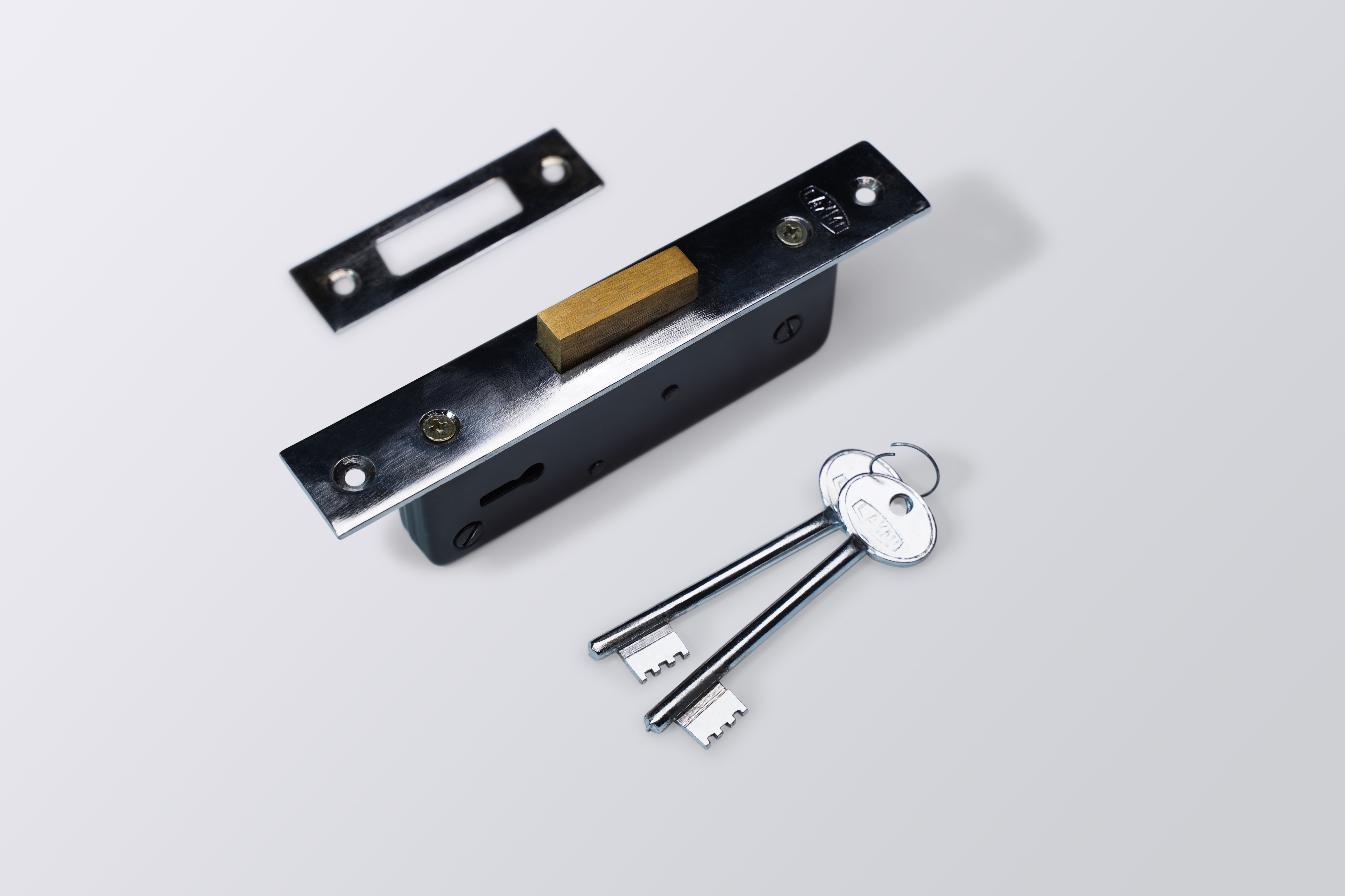Image of LA Aluminium  Door Lock Steel Body 6 Lever