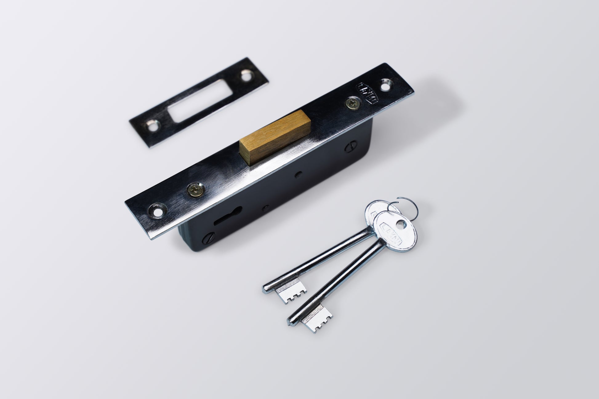 LA Aluminium  Door Lock Steel Body 6 Lever