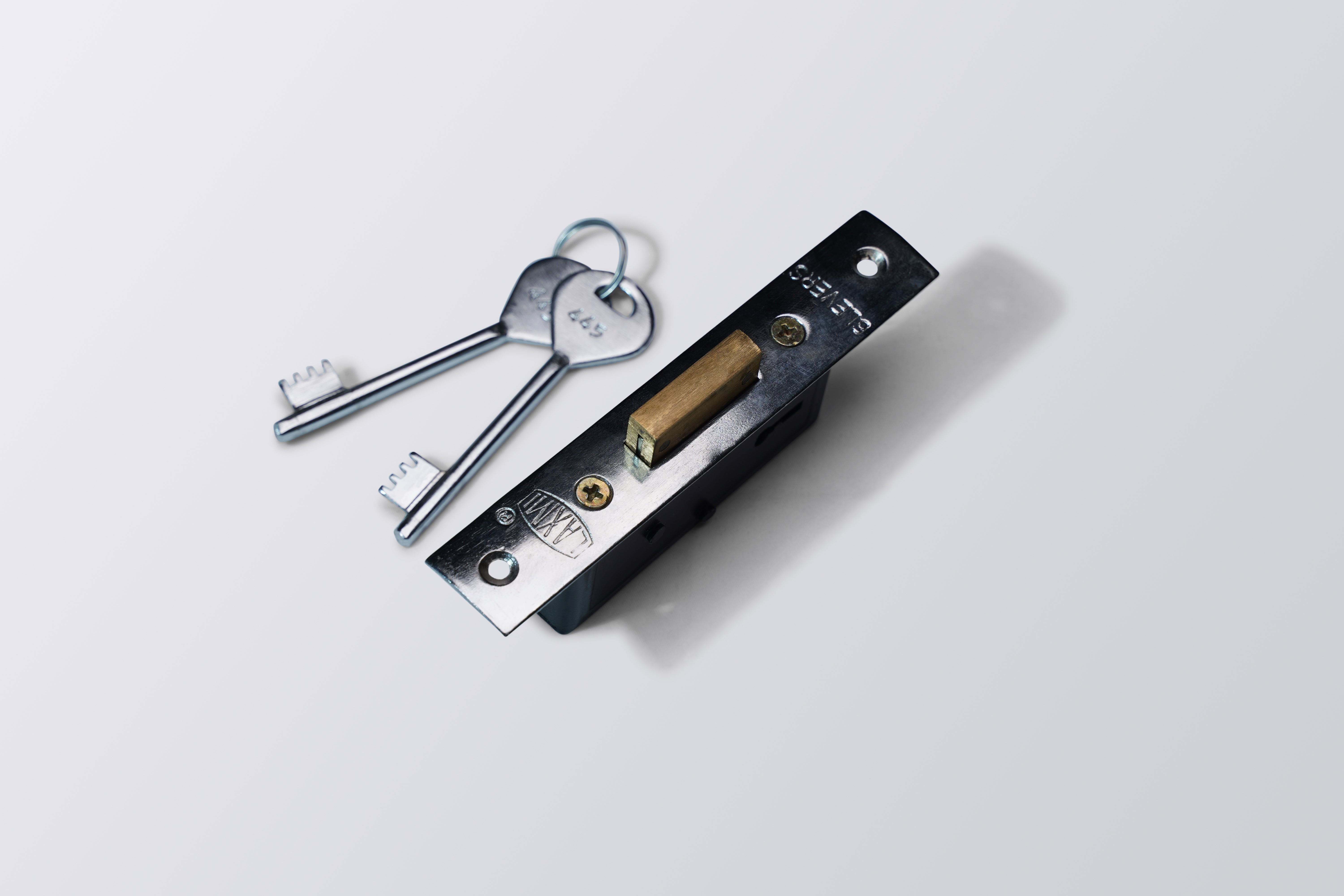 Image of LA Aluminium  Door Lock Steel Body 6 Lever