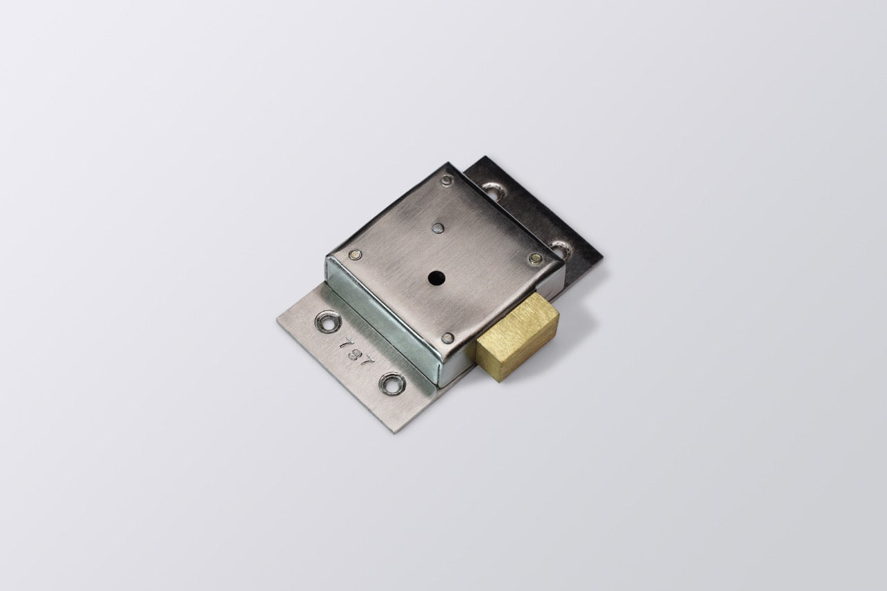 Image of LA CB Steel Body Brass Latch Universal